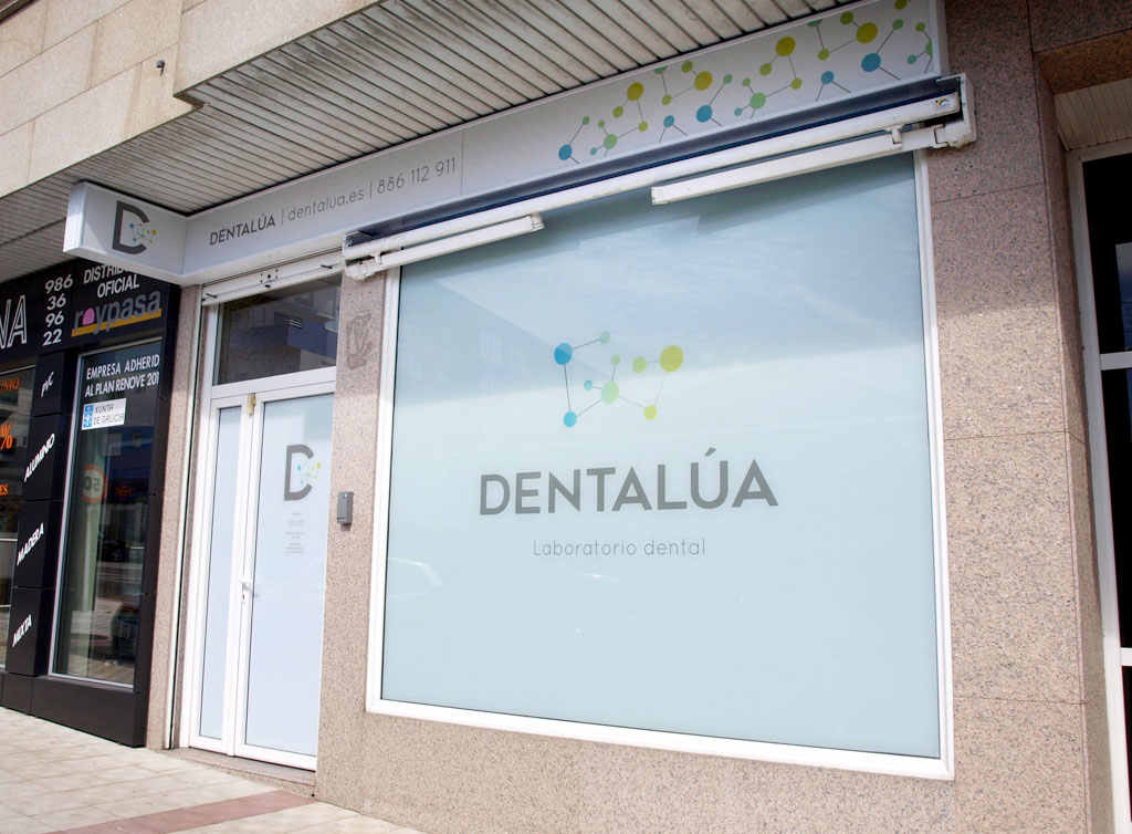 fachada_dentalua